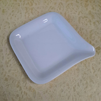 Porcelánový tanierik
